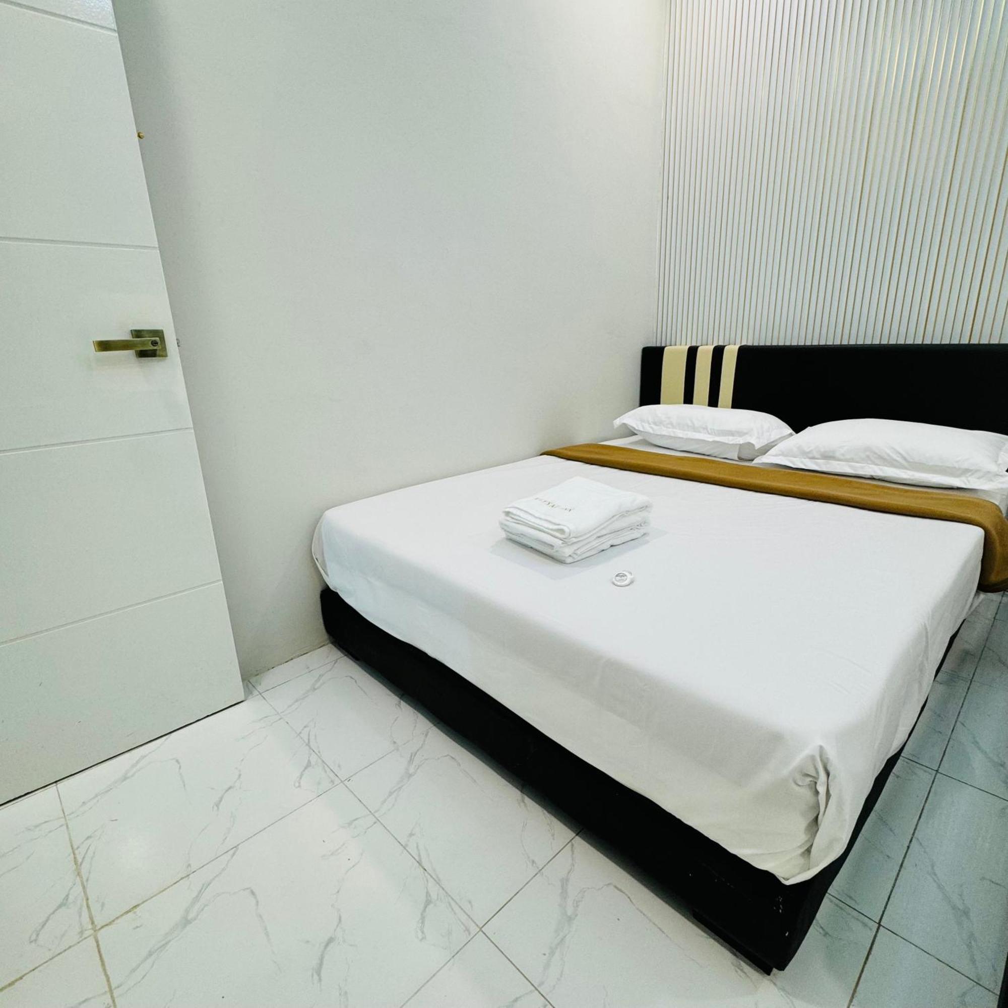 Rayyaz Inn Kuala Terengganu Exteriör bild